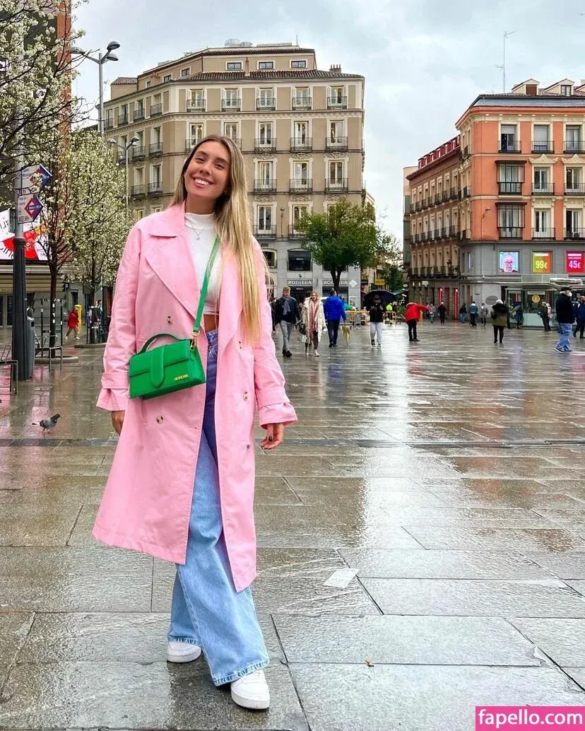 More Escudero Onlyfans Photo Gallery 