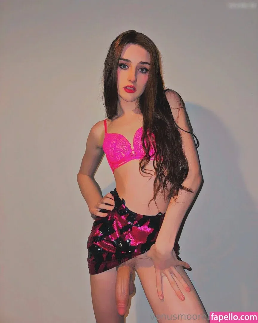 Venusmoorez Onlyfans Photo Gallery 