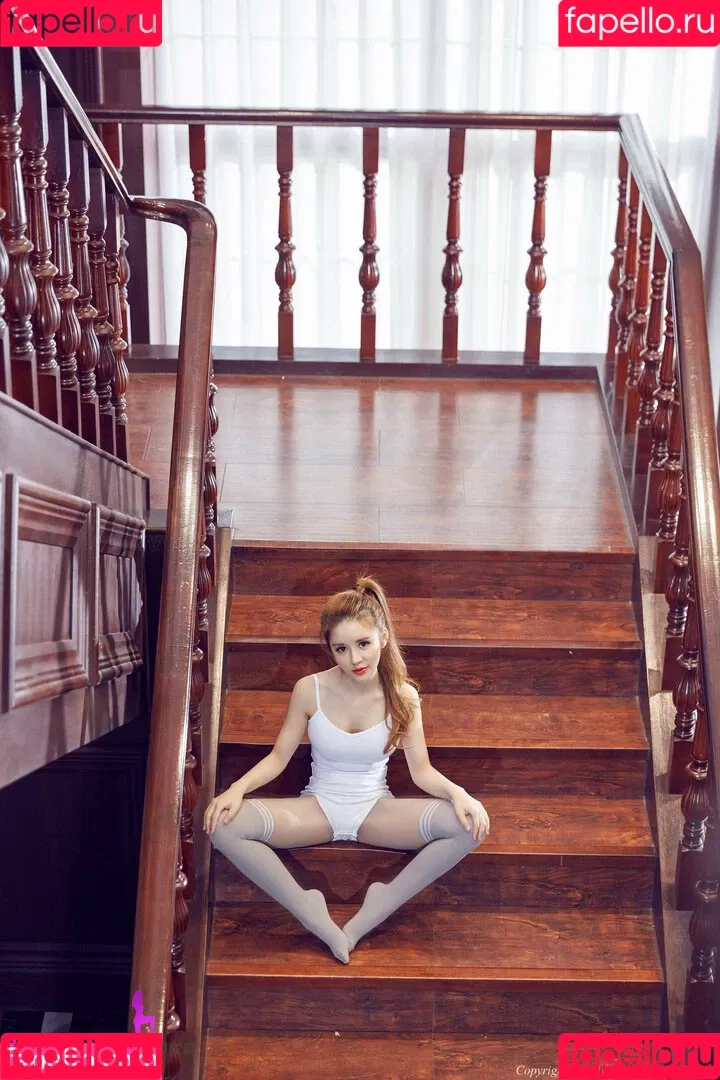 Legbaby Model Onlyfans Photo Gallery 