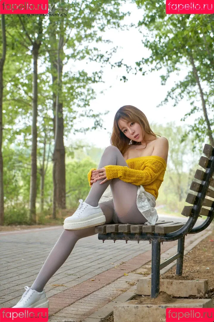 Legbaby Model Onlyfans Photo Gallery 