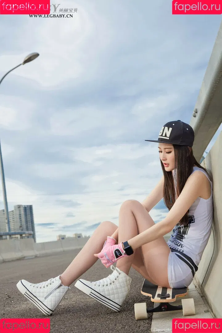 Legbaby Model Onlyfans Photo Gallery 