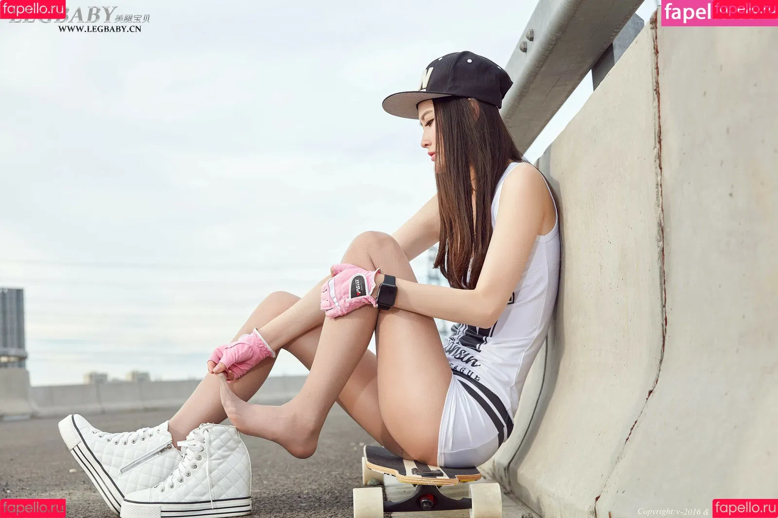 Legbaby Model Onlyfans Photo Gallery 