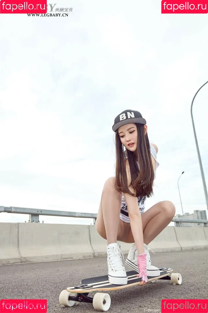 Legbaby Model Onlyfans Photo Gallery 