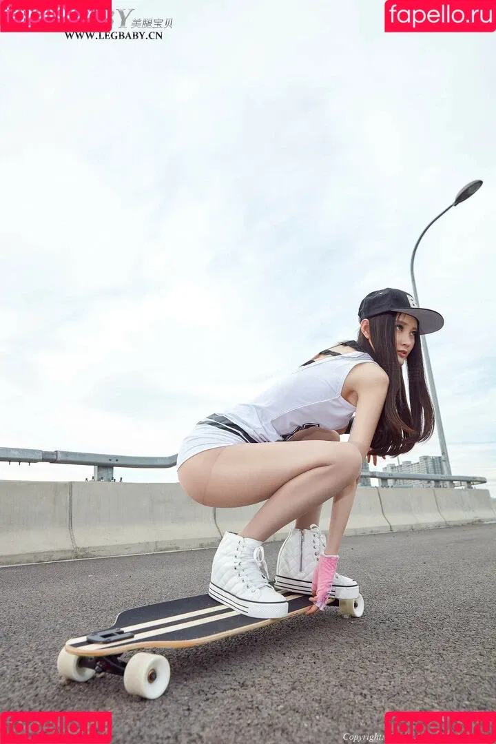 Legbaby Model Onlyfans Photo Gallery 