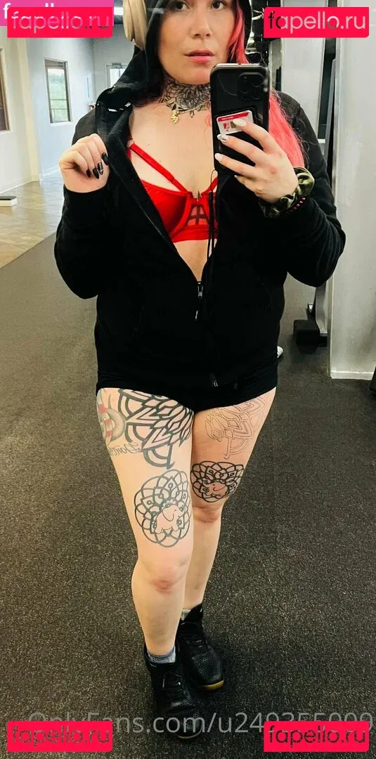 split.girl Onlyfans Photo Gallery 