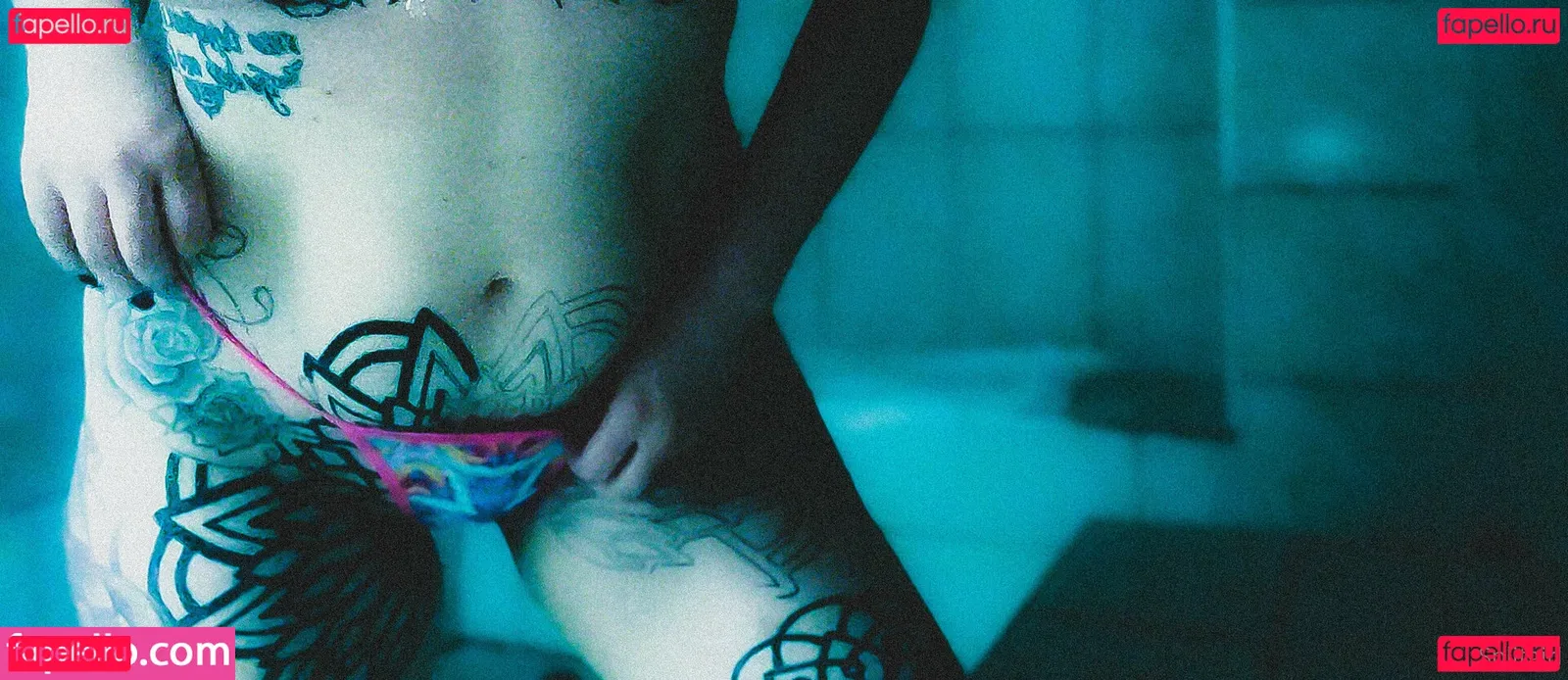 split.girl Onlyfans Photo Gallery 