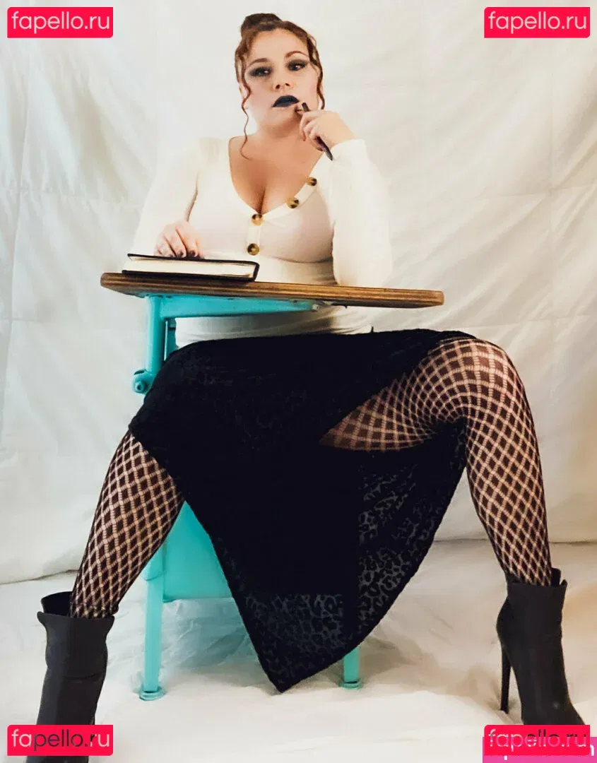 split.girl Onlyfans Photo Gallery 