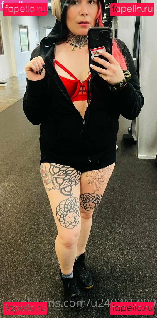 split.girl Onlyfans Photo Gallery 