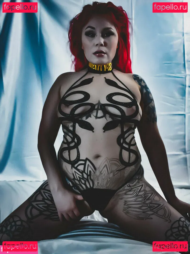 split.girl Onlyfans Photo Gallery 