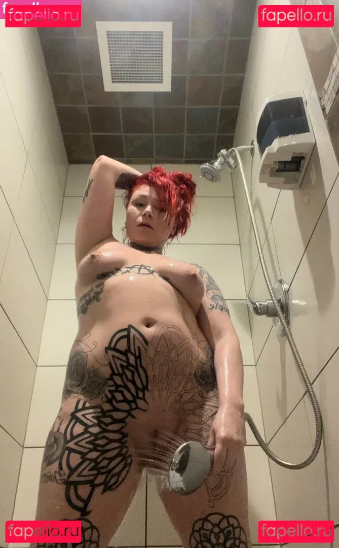 split.girl Onlyfans Photo Gallery 