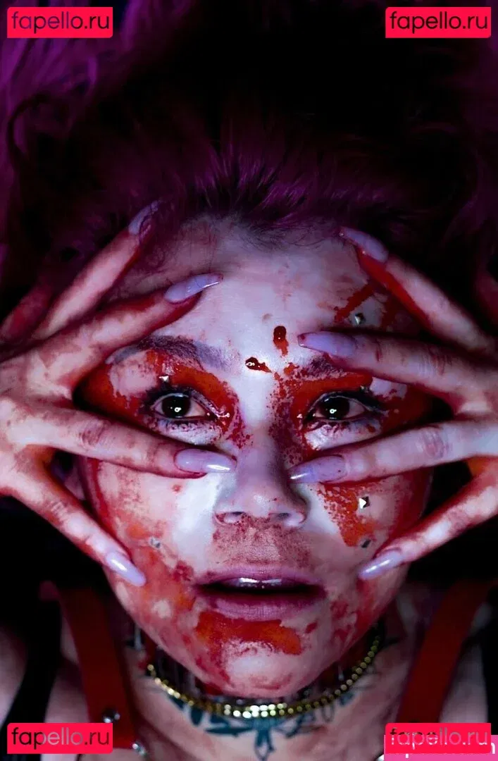 split.girl Onlyfans Photo Gallery 