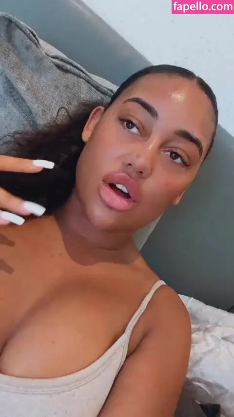 Marlie Lewis Nude Onlyfans Photo 17
