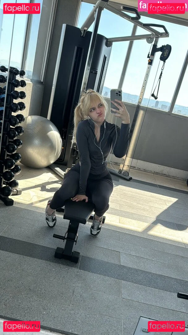 Memepantazis Onlyfans Photo Gallery 