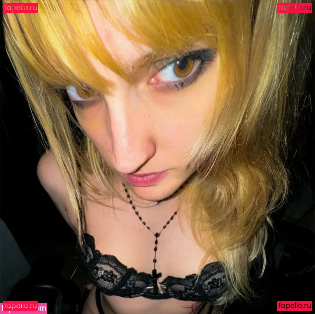 Memepantazis Onlyfans Photo Gallery 