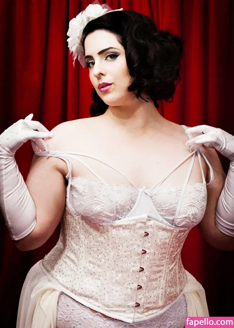 Yael Perez Onlyfans Photo Gallery 