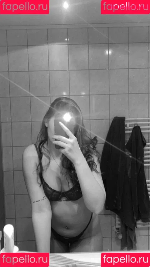 Meli Riveira Onlyfans Photo Gallery 