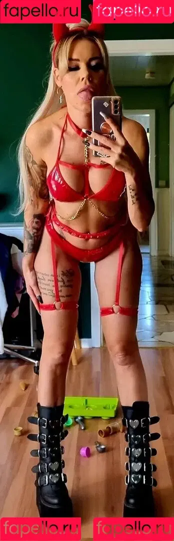 Lara Bergmann Onlyfans Photo Gallery 