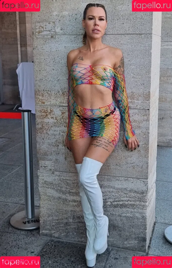Lara Bergmann Onlyfans Photo Gallery 