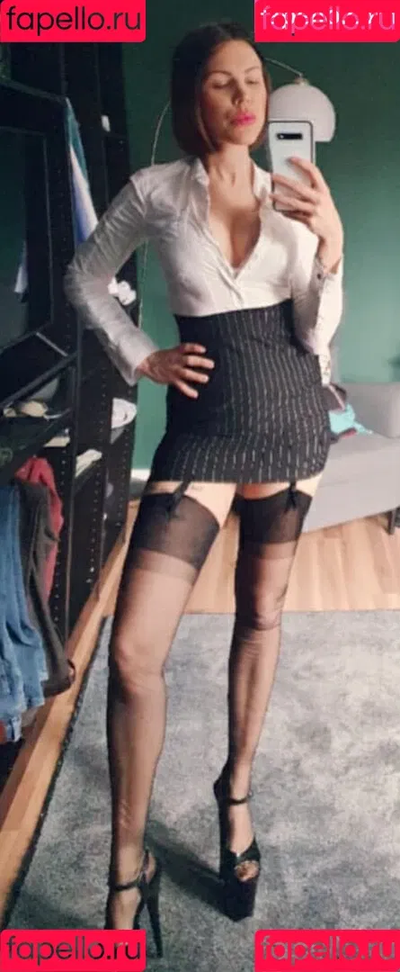 Lara Bergmann Onlyfans Photo Gallery 