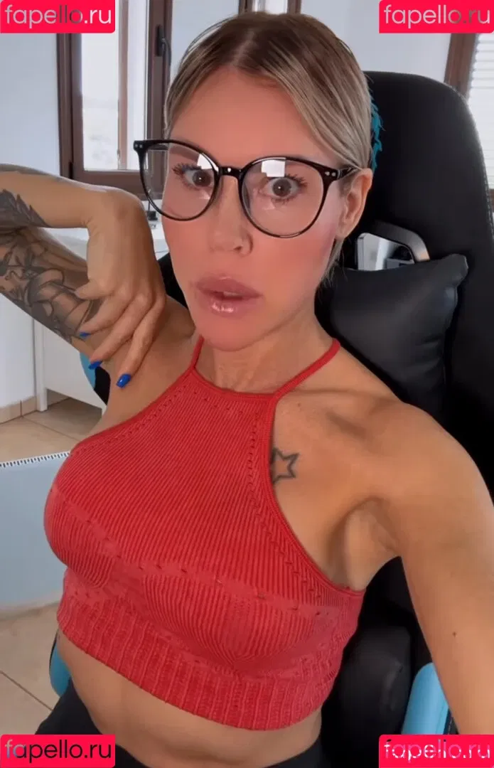 Lara Bergmann Onlyfans Photo Gallery 