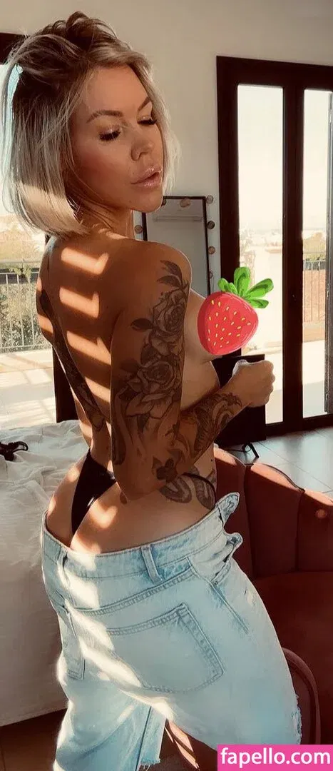 Lara Bergmann Onlyfans Photo Gallery 