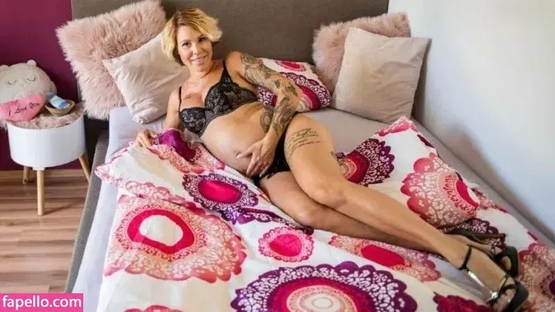 Lara Bergmann Onlyfans Photo Gallery 