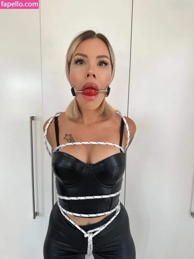 Lara Bergmann Onlyfans Photo Gallery 