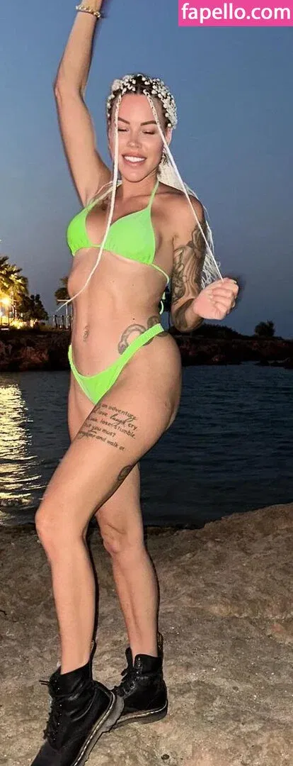 Lara Bergmann Onlyfans Photo Gallery 