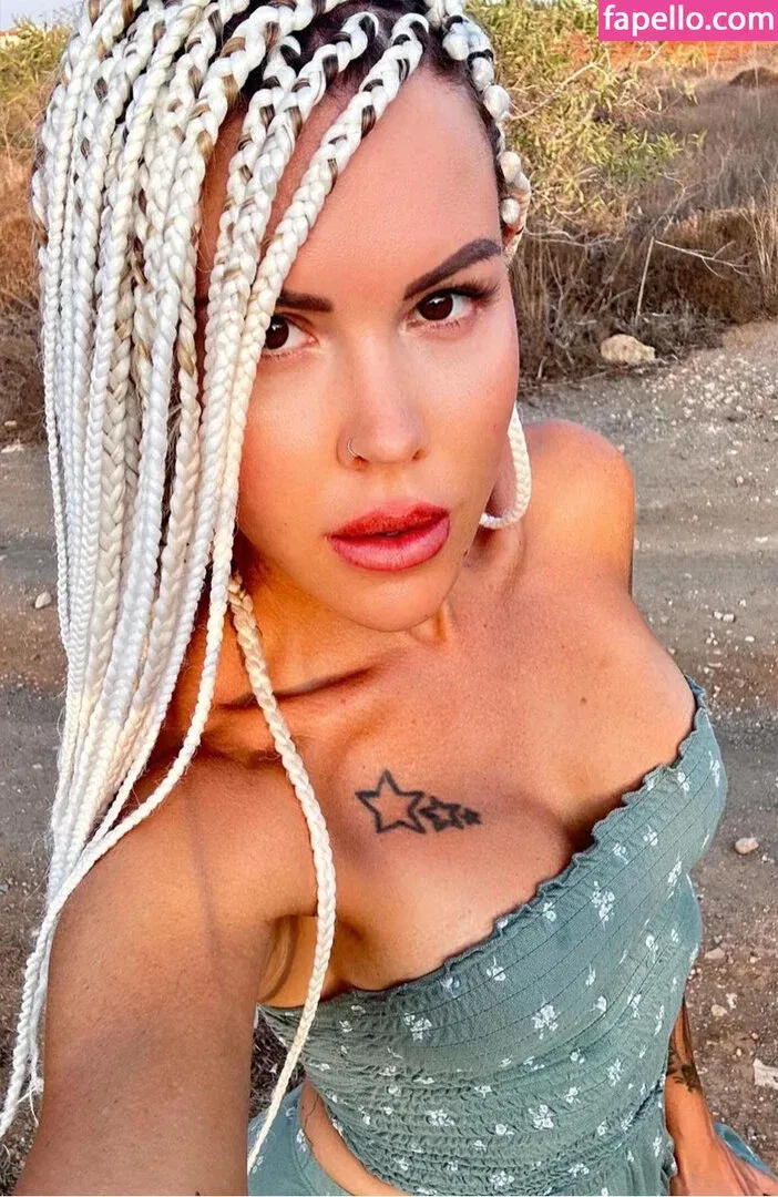 Lara Bergmann Onlyfans Photo Gallery 