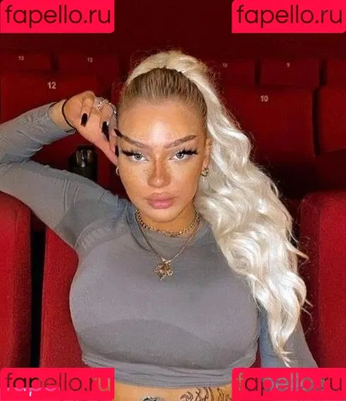 Elaine Victoria Onlyfans Photo Gallery 
