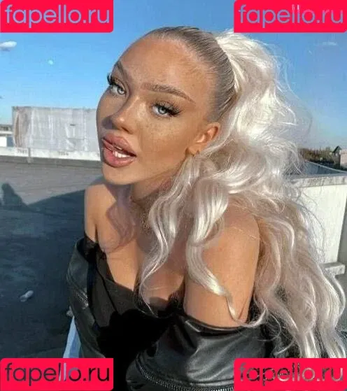 Elaine Victoria Onlyfans Photo Gallery 