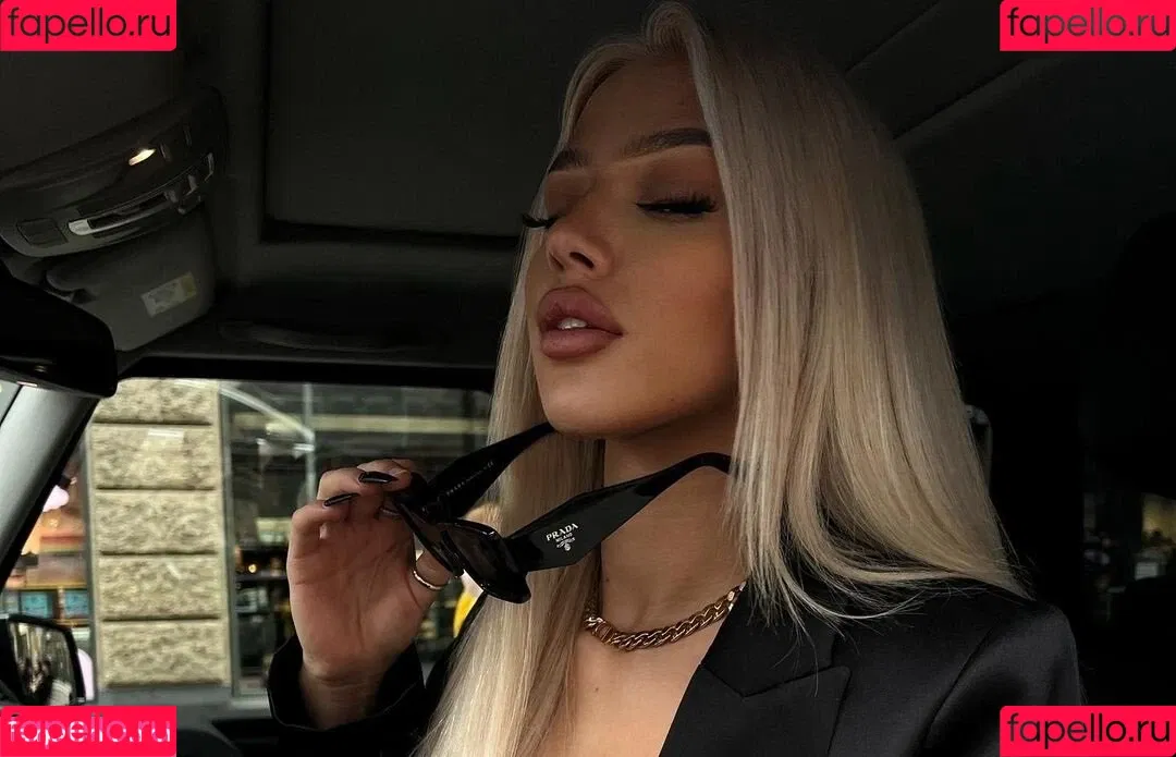 Elaine Victoria Onlyfans Photo Gallery 