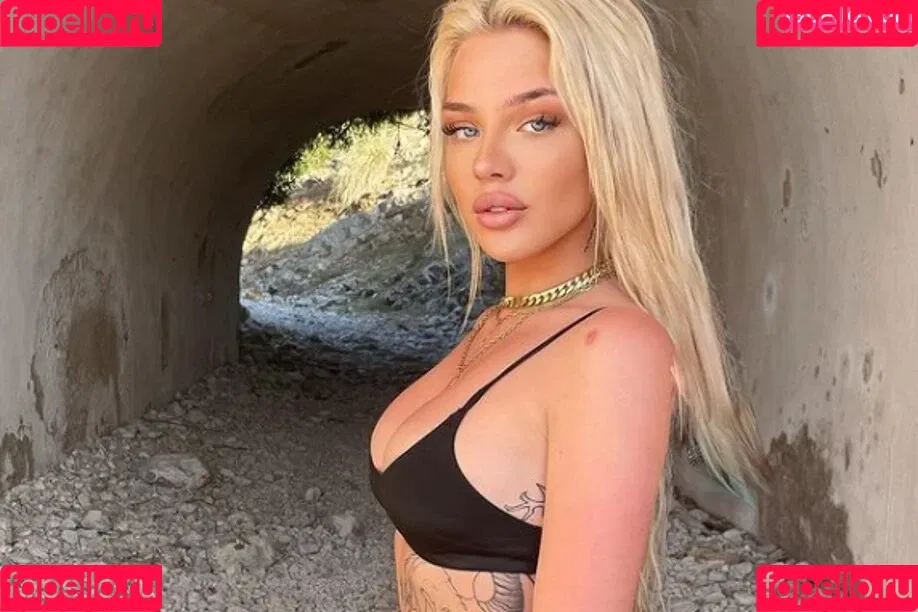 Elaine Victoria Onlyfans Photo Gallery 