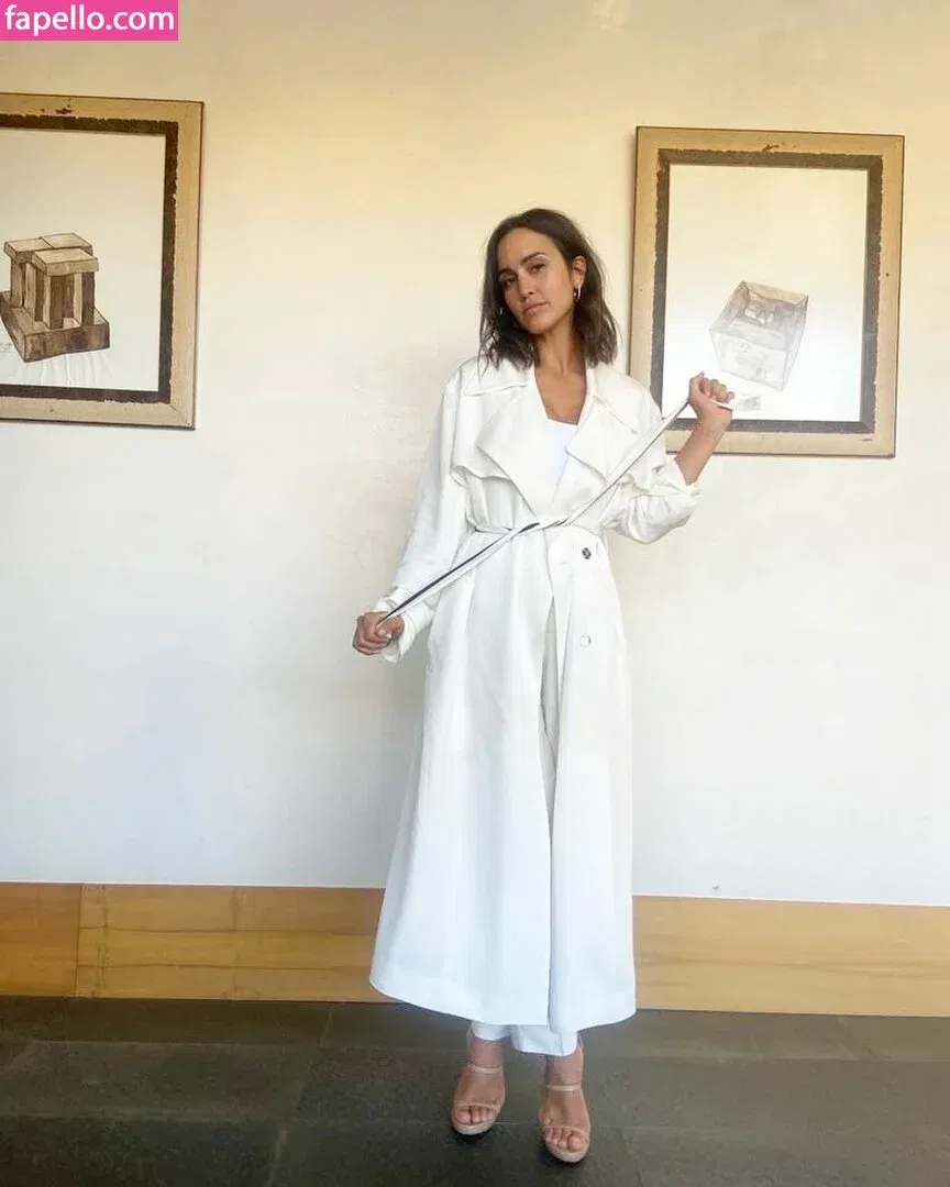 Megan Montaner Onlyfans Photo Gallery 