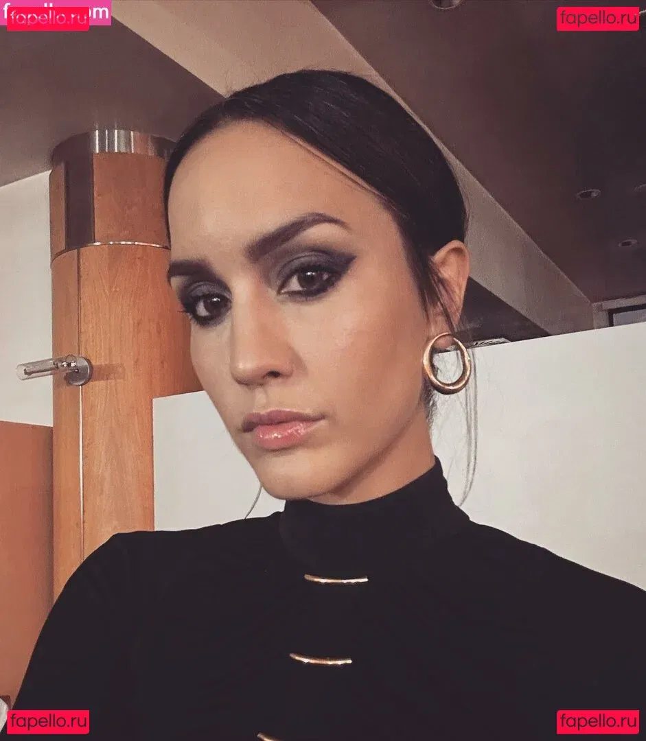 Megan Montaner Onlyfans Photo Gallery 