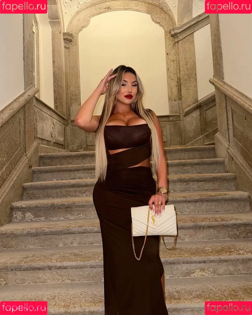 Isabel Ribeiro Onlyfans Photo Gallery 