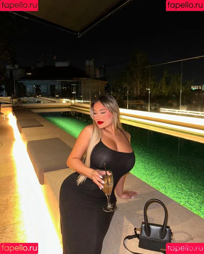 Isabel Ribeiro Onlyfans Photo Gallery 