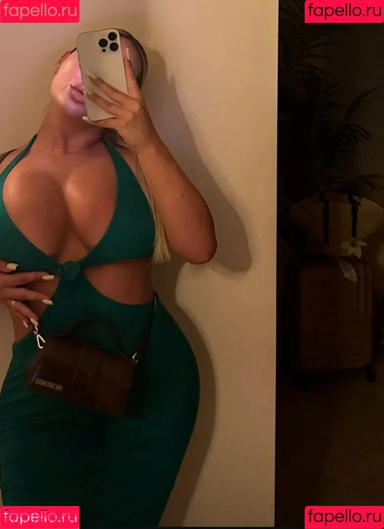 Isabel Ribeiro Onlyfans Photo Gallery 