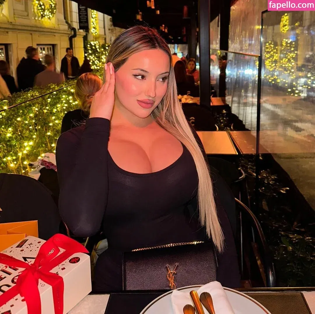 Isabel Ribeiro Onlyfans Photo Gallery 