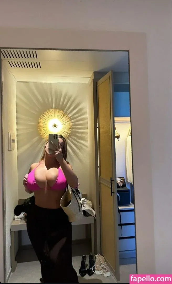 Isabel Ribeiro Onlyfans Photo Gallery 