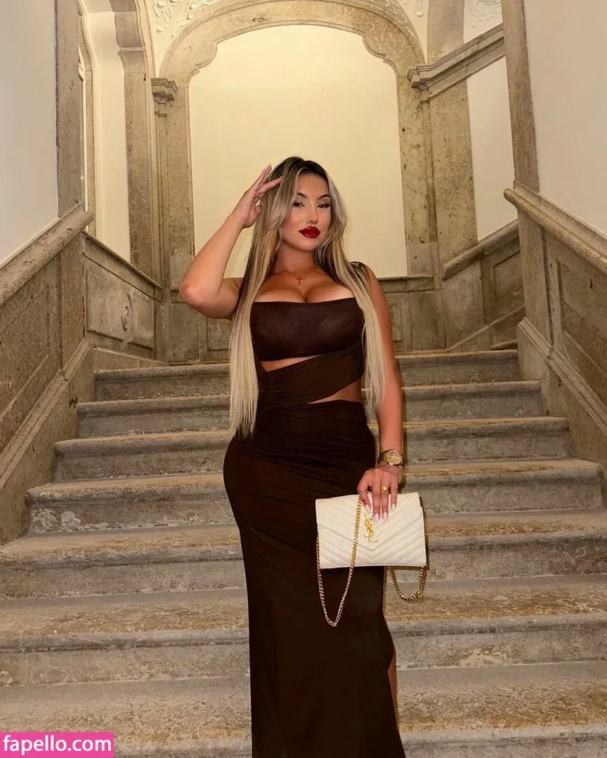 Isabel Ribeiro Onlyfans Photo Gallery 