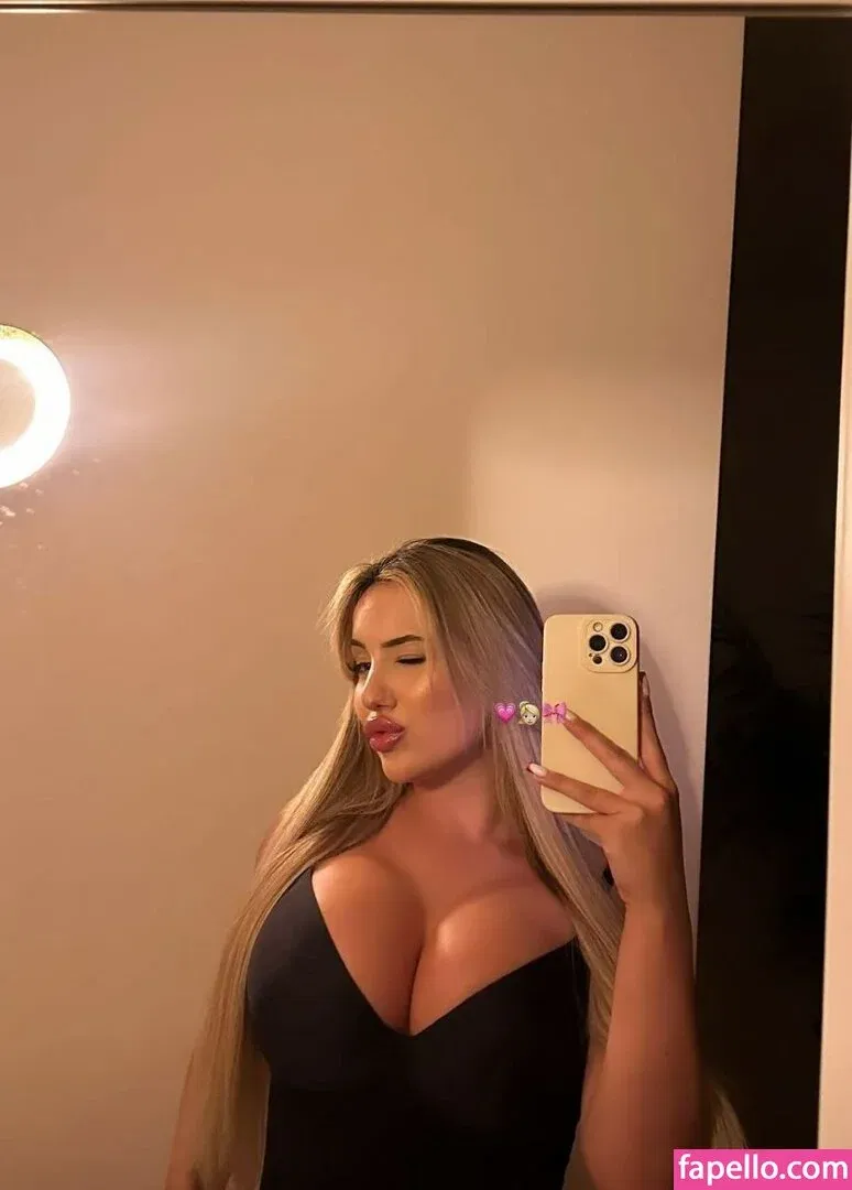 Isabel Ribeiro Onlyfans Photo Gallery 