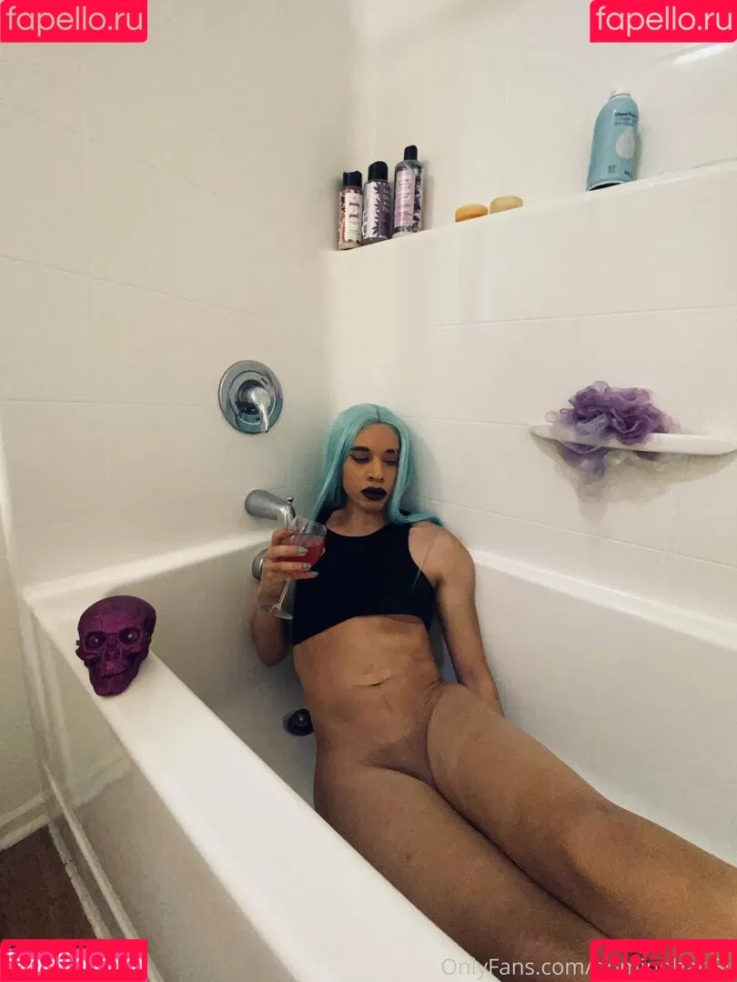 mermaidmorrigan Onlyfans Photo Gallery 