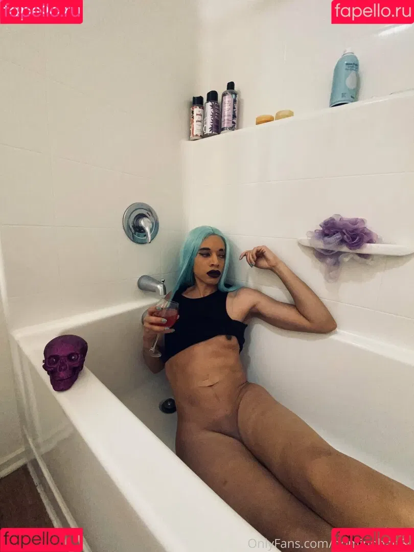 mermaidmorrigan Onlyfans Photo Gallery 