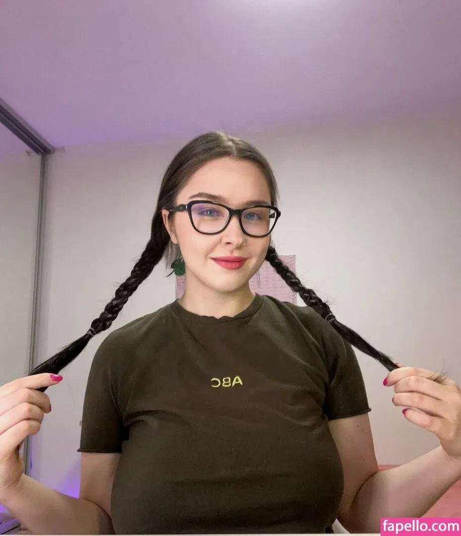 Lisa Wow Onlyfans Photo Gallery 