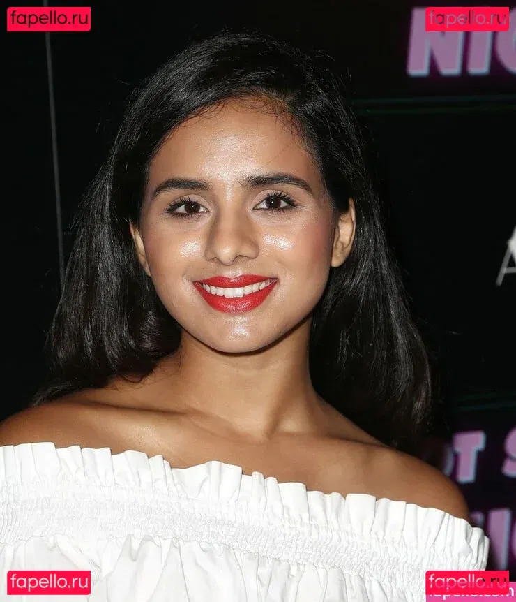 Aparna Brielle Onlyfans Photo Gallery 