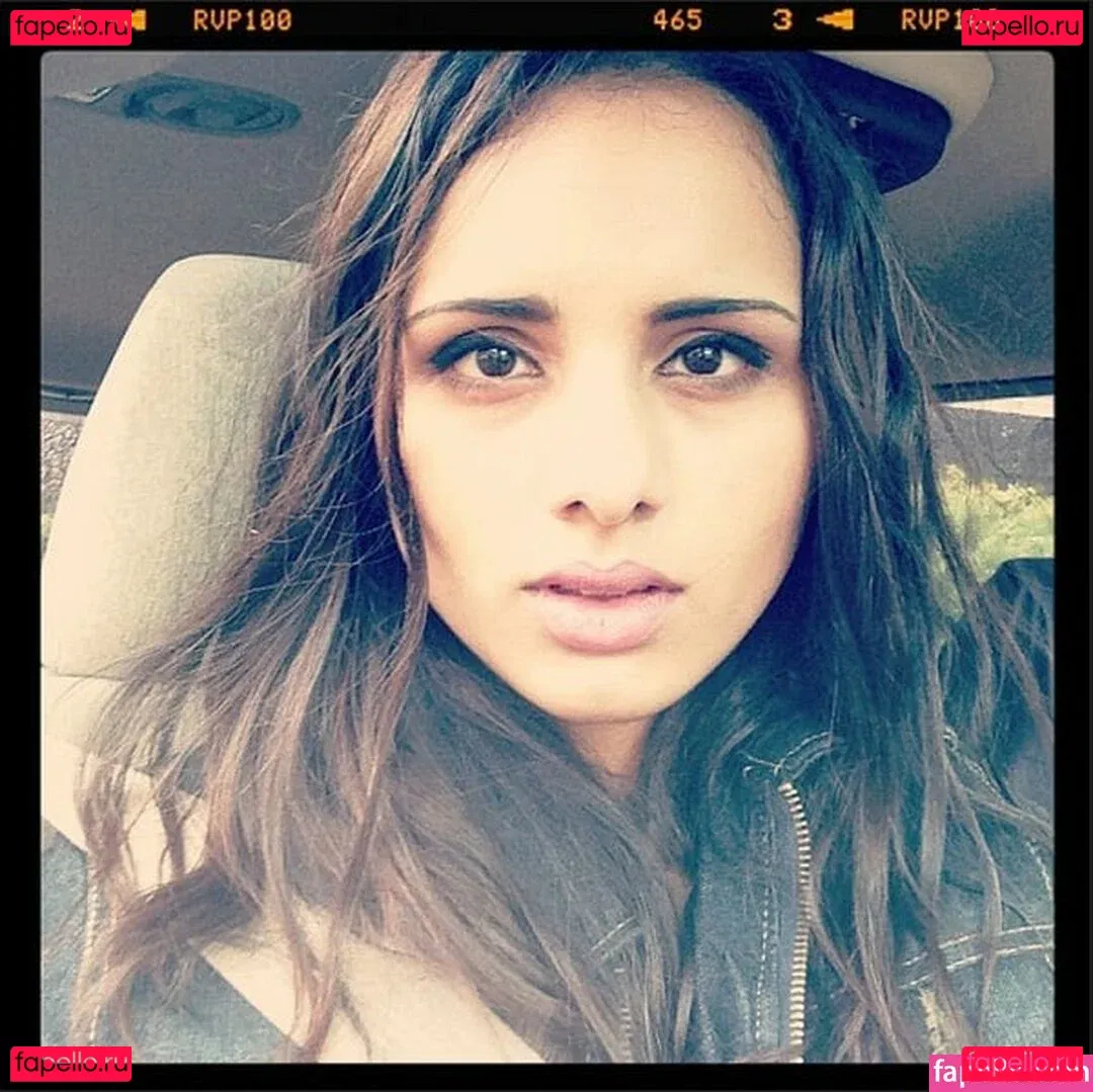 Aparna Brielle Onlyfans Photo Gallery 