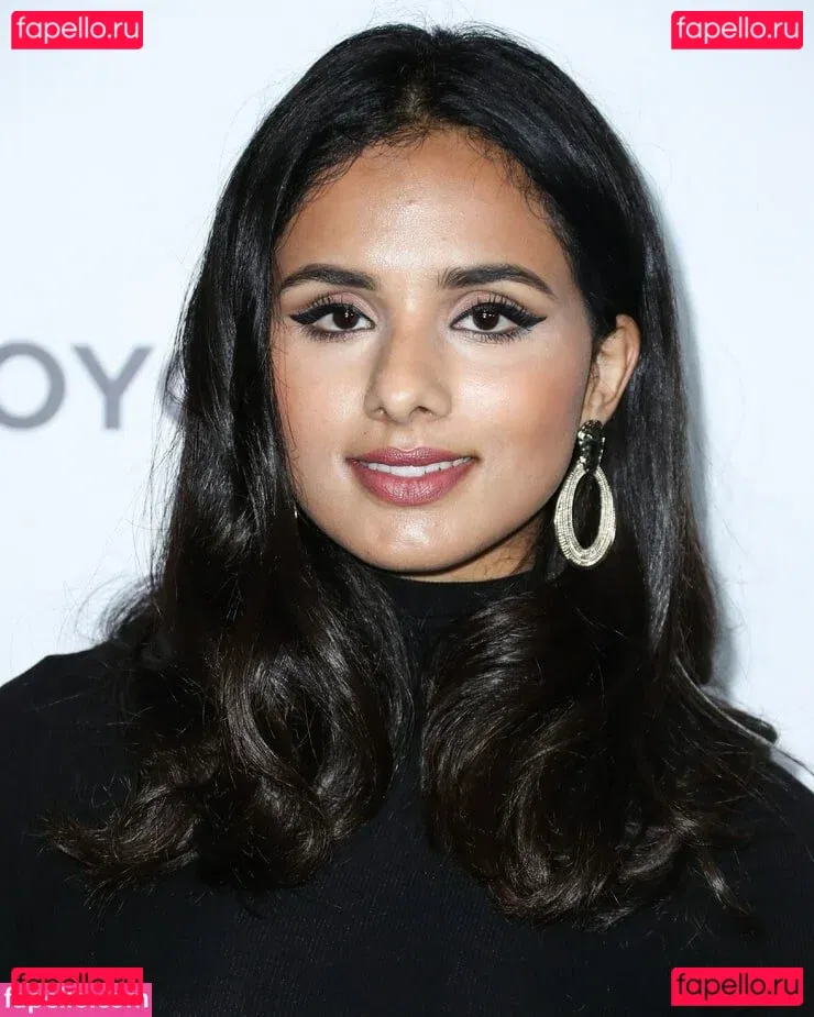 Aparna Brielle Onlyfans Photo Gallery 