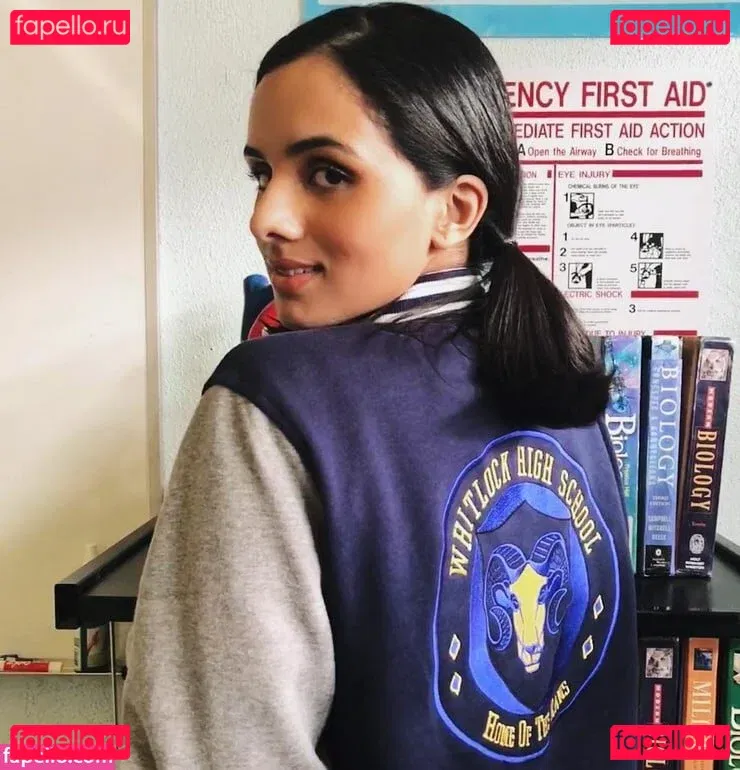 Aparna Brielle Onlyfans Photo Gallery 