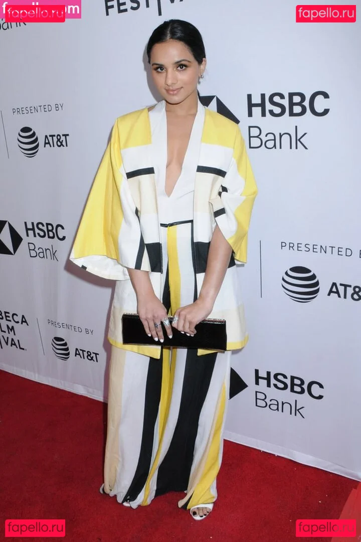 Aparna Brielle Onlyfans Photo Gallery 